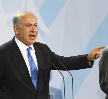 ראש ממשלת ישראל בנימין נתניהו, במסיבת עיתונאים בעת ביקורו בגרמניה, 18.1.2010 (צילום: משה מילנר, לע"מ)
