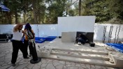 הכנות לקראת טקס יום הזיכרון ליצחק רבין, אתמול בהר הרצל (צילום: יואב ארי דודקביץ')