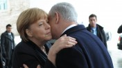 ראש ממשלת ישראל בנימין נתניהו וקנצלרית גרמניה אנגלה מרקל, אתמול בברלין (צילום: עמוס בן-גרשום, לע"מ)