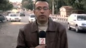 כתב חדשות ערוץ 2 סמי עג'רמי מדווח על התגובות בעזה למסמכי הרשות שנחשפו באל-ג'זירה. ינואר 2011 (צילום מסך)