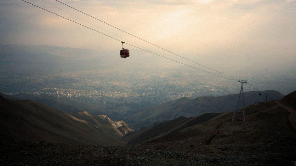 נוף העיר טהרן, איראן 2001 (צילום: סבאמונין, רשיון cc-by-nc-sa)