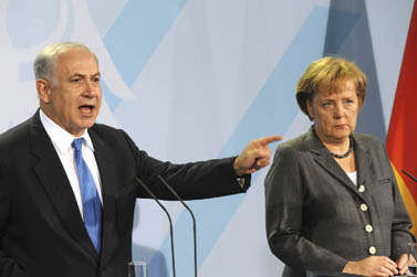 ראש הממשלה בנימין נתניהו וקנצלר גרמניה אנגלה מרקל, אתמול בברלין (צילום: משה מילנר, לע"מ)
