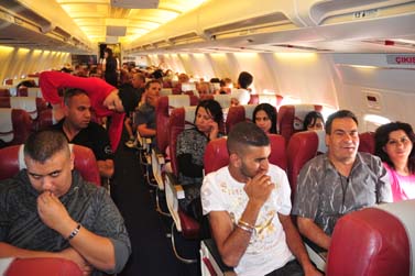 ישראלים בטיסה לטורקיה, פסח 2009 (צילום: שי לוי)