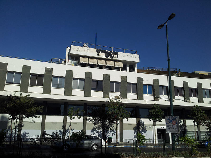בניין עיתון "הארץ" ברחוב שוקן בתל-אביב (צילום: "העין השביעית")