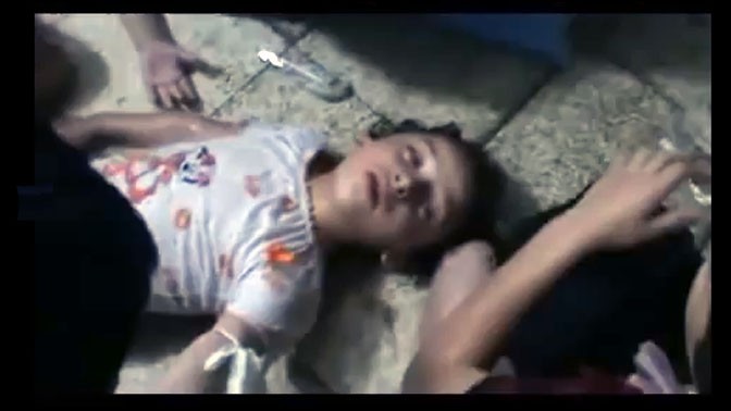 מתוך סרטון שהועלה ליוטיוב ב-21 באוגוסט, המתעד לכאורה נפגעי התקפת גז בסוריה