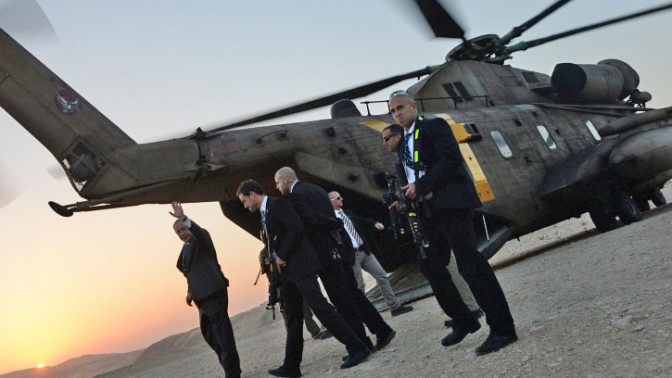 ראש הממשלה בנימין נתניהו מגיע לשדה בוקר, לטקס זיכרון לדוד בן גוריון, אתמול (קובי גדעון, לע"מ)