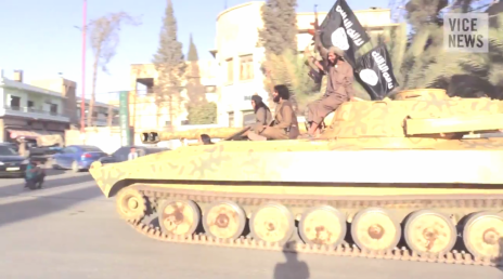 כוחות הארגון המדינה-האסלאמית, מתוך סרטון VICE (צילום מסך)