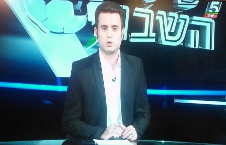 יונתן כהן, מגיש "שער השבת" בערוץ הספורט (צילום מסך)