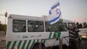 פעילי ימין מפגינים ליד מקום פיגוע הדריסה בירושלים בשבוע שעבר, 28.10.14 (צילום: יונתן זינדל)