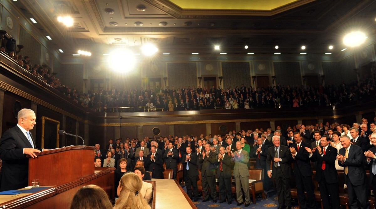 ראש הממשלה בנימין נתניהו נואם בפני הקונגרס האמריקאי, מאי 2011 (צילום: אבי אוחיון, לע"מ)
