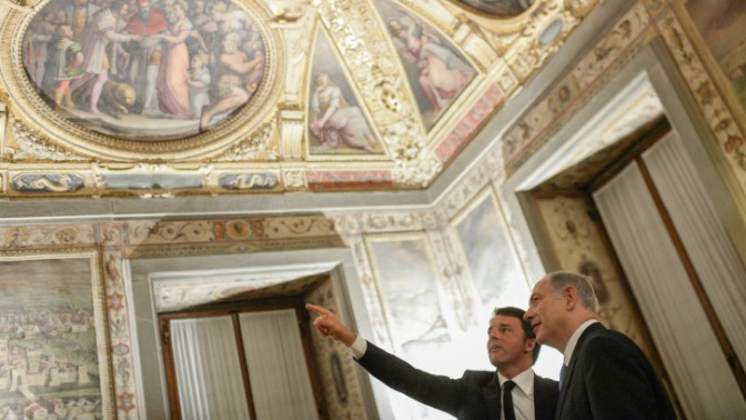 ראש הממשלה בנימין נתניהו עם ראש ממשלת איטליה מתיאו רנצי ב"פלאצו וקיו" בפירנצה, 29.8.15 (צילום: קובי גדעון, לע"מ)