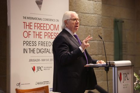 קרל ברנסטיין, כנס חופש העיתונות של מועדון העיתונאים בירושלים, 9.5.17 (צילום: מיכל פתאל)
