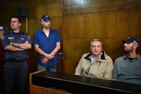 ניר חפץ בבית-המשפט המחוזי בתל-אביב, בדיון על הארכת מעצרו. 22.2.2018 (צילום: פלאש 90)