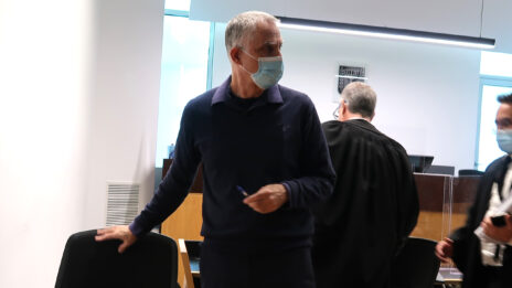 ארנון (נוני) מוזס בבית-המשפט המחוזי בתל-אביב, 27.12.2020 (צילום: איתמר ב"ז)