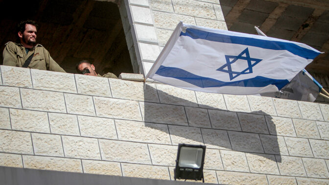 דגל ישראל בחווארה, סמוך לשכם, 26.5.2022 (צילום: נאסר א-שתייה)