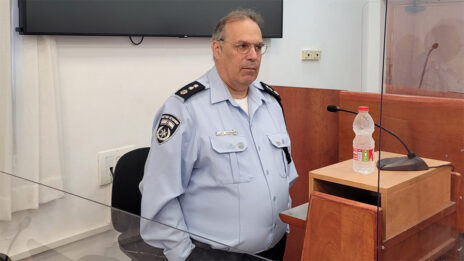 נצ"מ מומי משולם לפני עוד יום עדות במשפט המו"לים, 17.4.23 (צילום: אורן פרסיקו) נצ"מ מומי משולם לפני עוד יום עדות במשפט המו"לים, 17.4.23 (צילום: אורן פרסיקו)