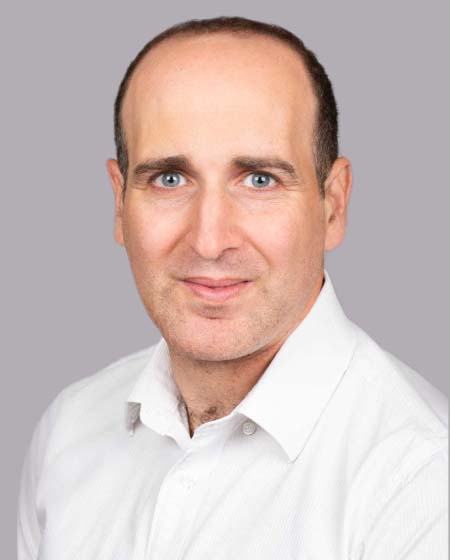 אלעד מקדסי (צילום: אביגיל פיפרנו-באר, דוברות משרד התקשורת) אלעד מקדסי (צילום: אביגיל פיפרנו-באר, דוברות משרד התקשורת)