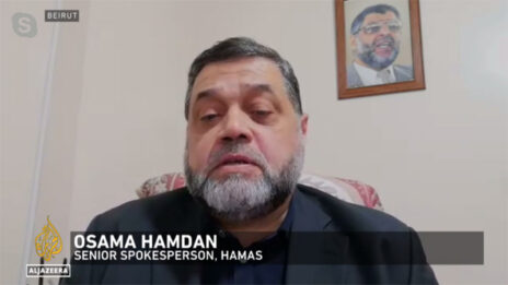 דובר חמאס אוסאמה חמדאן מכחיש רצח אזרחים בידי חמאס, אל-ג'זירה, 13.10.23 (צילום מסך)
