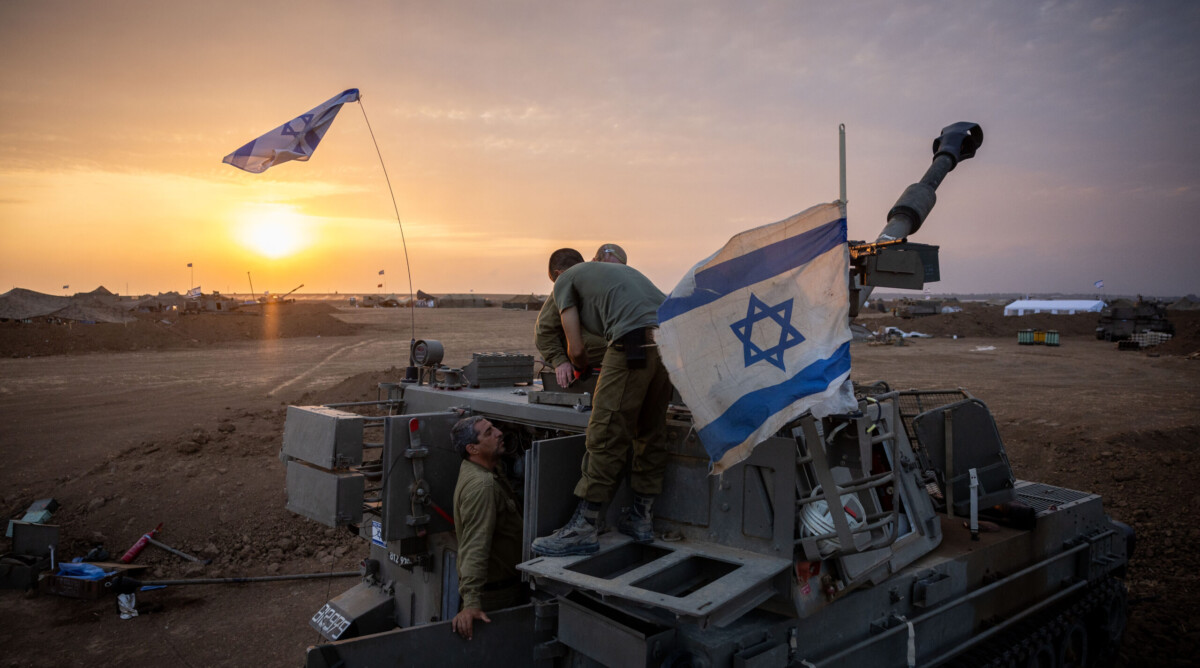 חיילי מילואים על גבול ישראל-עזה, 13.11.2023 (צילום: יונתן זינדל)