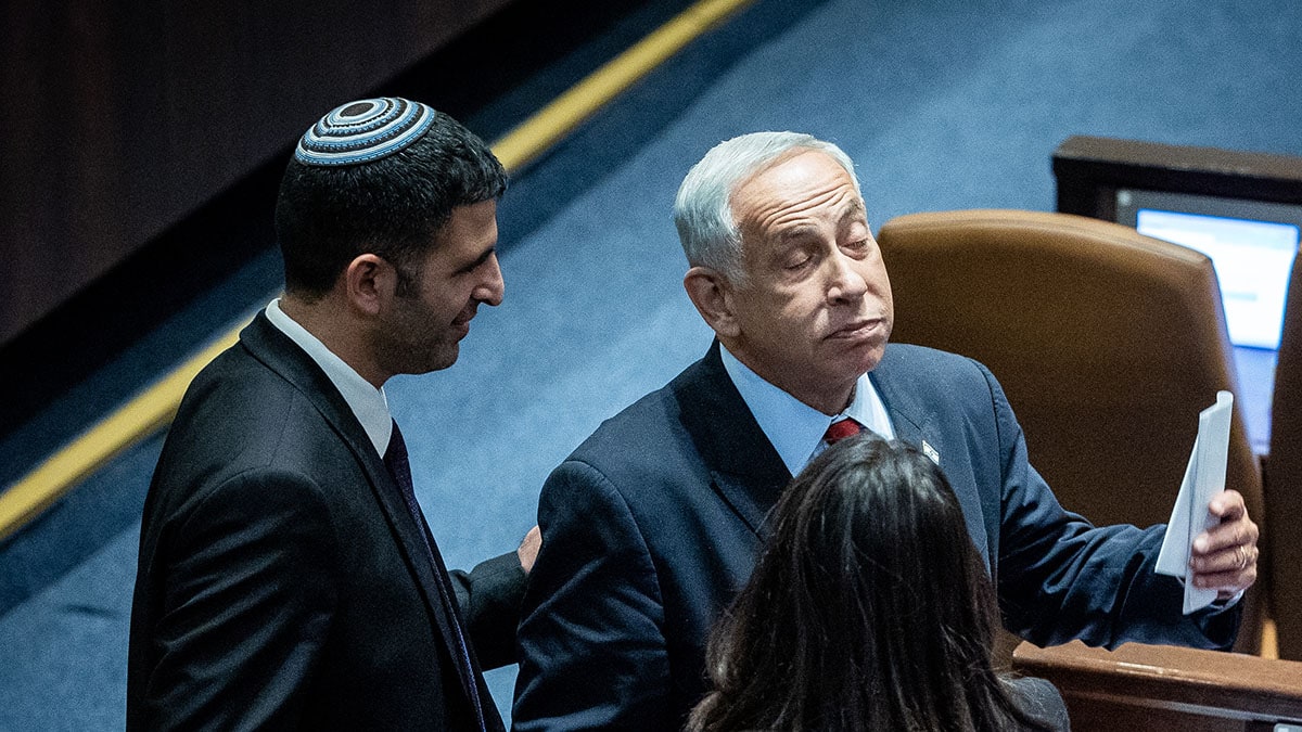 שר התקשורת שלמה קרעי עם ראש הממשלה בנימין נתניהו (צילום: יונתן זינדל) שר התקשורת שלמה קרעי עם ראש הממשלה בנימין נתניהו (צילום: יונתן זינדל)