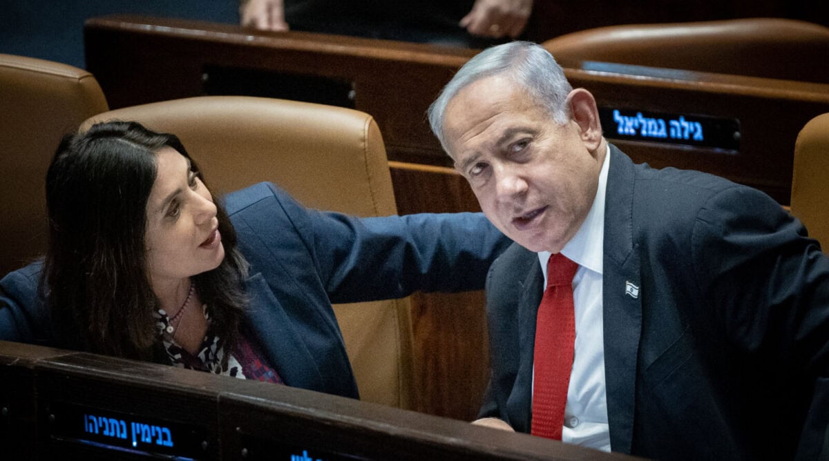 רה"מ בנימין נתניהו והשרה מירי רגב, פברואר 2024 (צילום: יונתן זינדל) רה"מ בנימין נתניהו והשרה מירי רגב, פברואר 2024 (צילום: יונתן זינדל)
