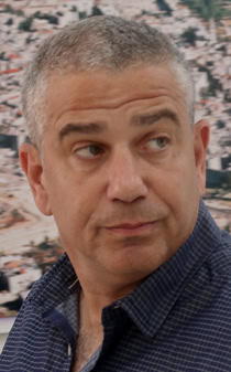 ינון מגל (צילום: אורן פרסיקו) ינון מגל (צילום: אורן פרסיקו)
