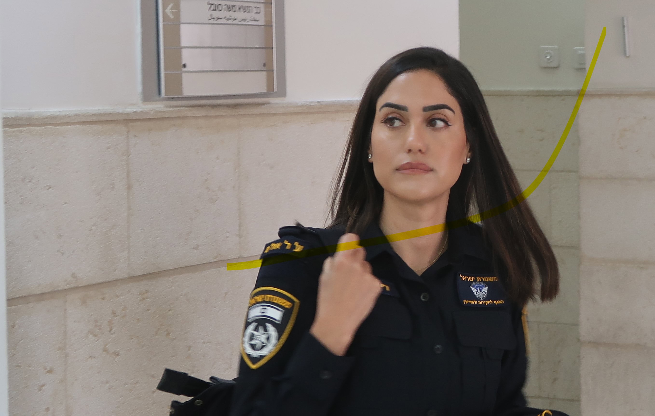 רפ"ק רינת סבן בדרכה לעדות במשפט המו"לים, 5.3.2025 (צילום: אורן פרסיקו) רפ"ק רינת סבן בדרכה לעדות במשפט המו"לים, 5.3.2025 (צילום: אורן פרסיקו)