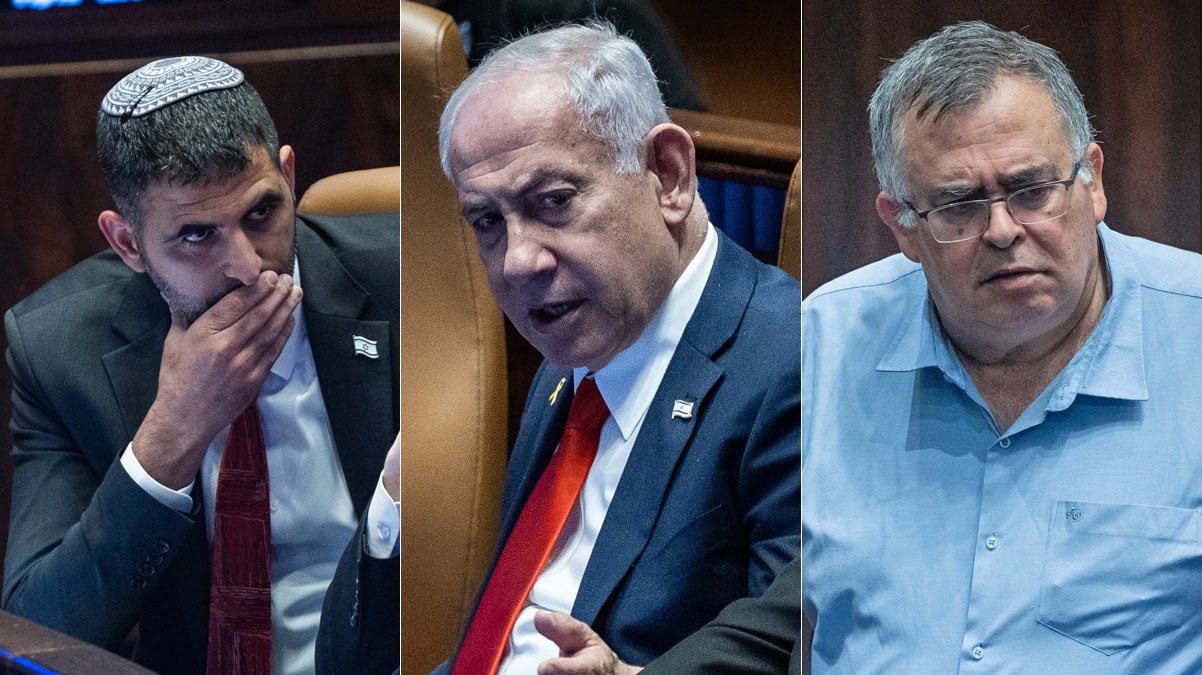 מימין: יו"ר ועדת הכלכלה הח"כ הנאשם דוד ביטן, רה"מ הנאשם בנימין נתניהו, שר התקשורת שלמה קרעי (צילומים: פלאש90)
