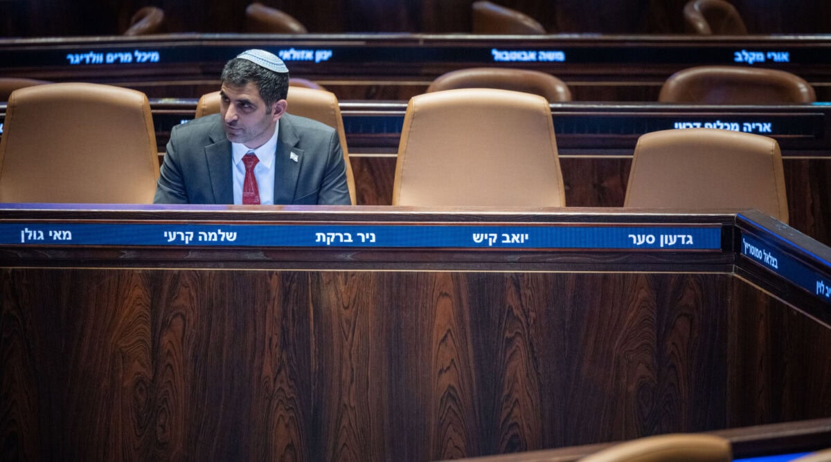 שר התקשורת שלמה קרעי, מליאת הכנסת, 31.3.25 (צילום: יונתן זינדל) שר התקשורת שלמה קרעי, מליאת הכנסת, 31.3.25 (צילום: יונתן זינדל)