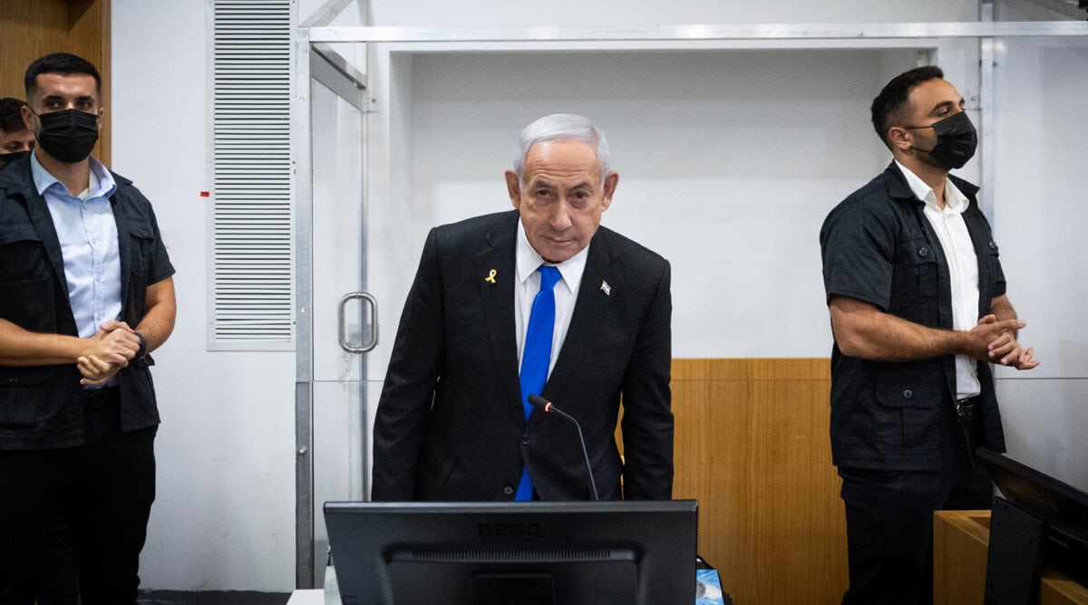 בנימין נתניהו, ראש ממשלת ישראל ונאשם מס' 1 במשפט המו"לים, בפתח הדיון הראשון של חקירתו הנגדית. בית המשפט המחוזי בתל-אביב, 3.6.2025 (צילום: חיים גולדברג) בנימין נתניהו, ראש ממשלת ישראל ונאשם מס' 1 במשפט המו"לים, בפתח הדיון הראשון של חקירתו הנגדית. בית המשפט המחוזי בתל-אביב, 3.6.2025 (צילום: חיים גולדברג)