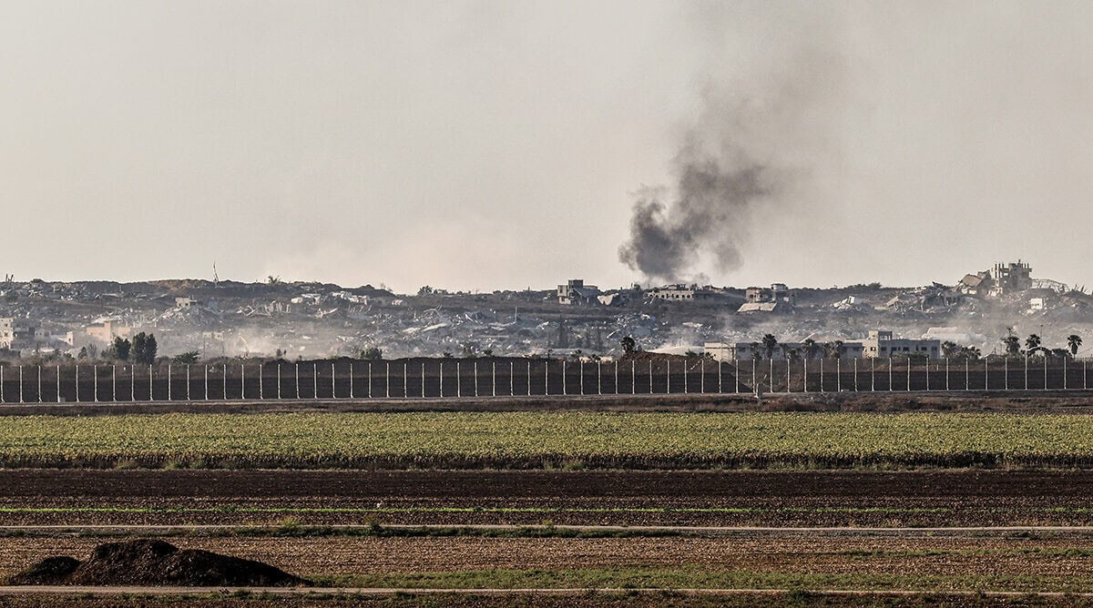 Smoke rises from the Gaza Strip, as it seen from the Israeli side of the border, June 25, 2025. Photo by Tsafrir Abayov/Flash90 Smoke rises from the Gaza Strip, as it seen from the Israeli side of the border, June 25, 2025. Photo by Tsafrir Abayov/Flash90