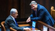 Prime Minister Benjamin Netanyahu (left) with Kahanist Itamar Ben-Gvir, before appointing him as Minister of National Security, 28.12.22 (Photo: Olivier Pitoussi)