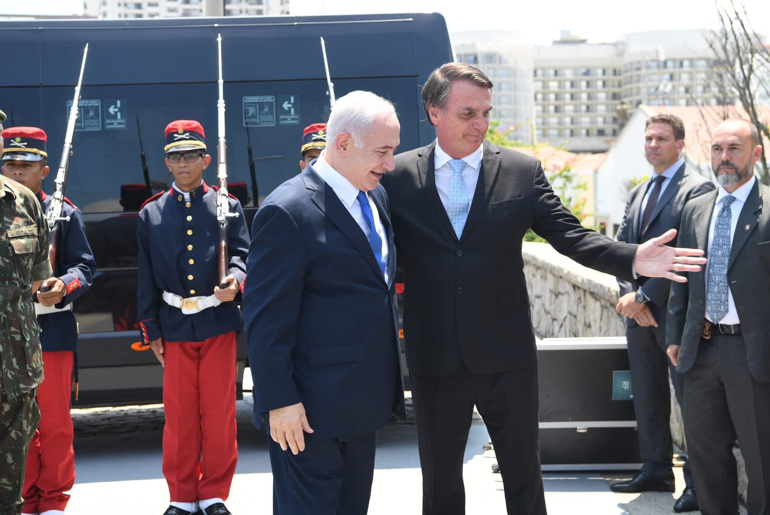 ראש הממשלה בנימין נתניהו עם נשיא ברזיל ז'איר בולסונרו. ריו דה-ז'ניירו, 2018 (צילום: אבי אוחיון, לע"מ) ראש הממשלה בנימין נתניהו עם נשיא ברזיל ז'איר בולסונרו. ריו דה-ז'ניירו, 2018 (צילום: אבי אוחיון, לע"מ)