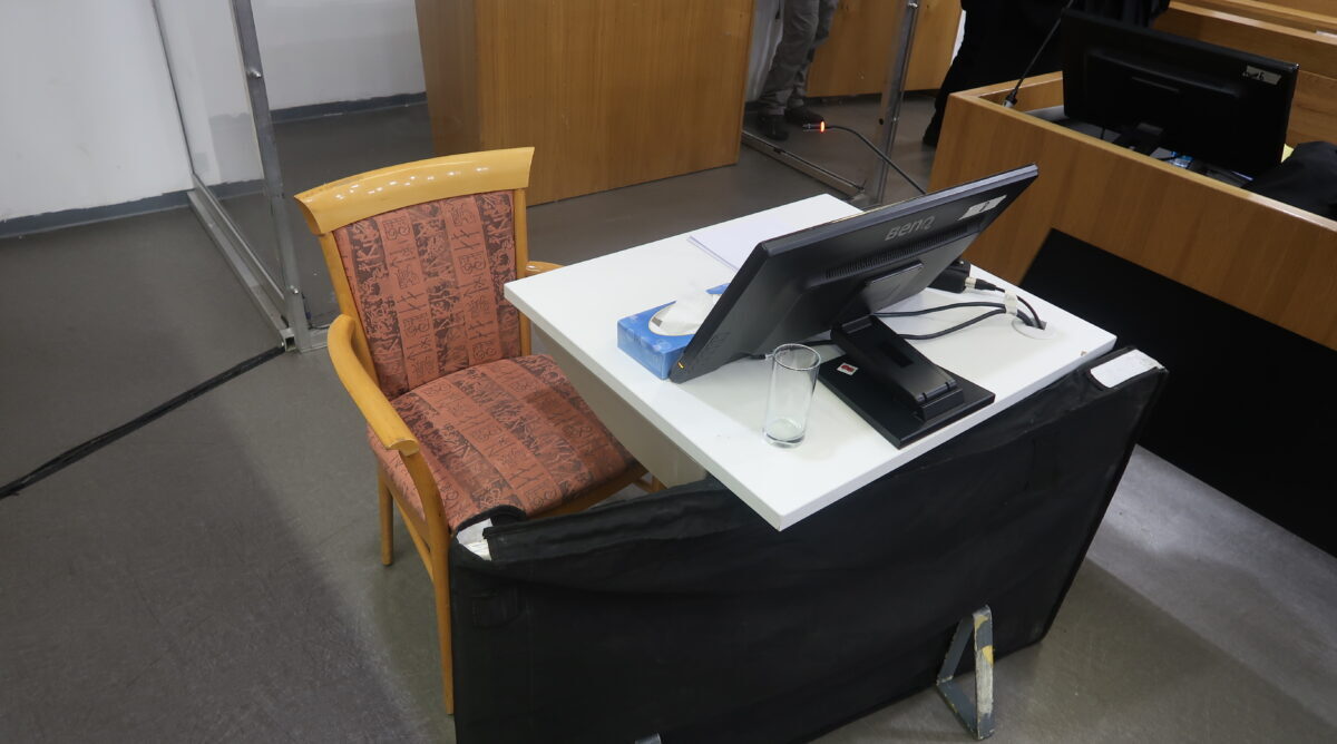כסאו של ראש הממשלה הנאשם בשוחד בנימין נתניהו, לפני תחילת יום עדותו ה-55, 24.11.25 (צילום: אורן פרסיקו) כסאו של ראש הממשלה הנאשם בשוחד בנימין נתניהו, לפני תחילת יום עדותו ה-55, 24.11.25 (צילום: אורן פרסיקו)