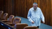 ח"כ אבי מעוז, יו"ר מפלגת ההומופוביה נעם, מליאת הכנסת, 26.11.25 (צילום: יונתן זינדל)