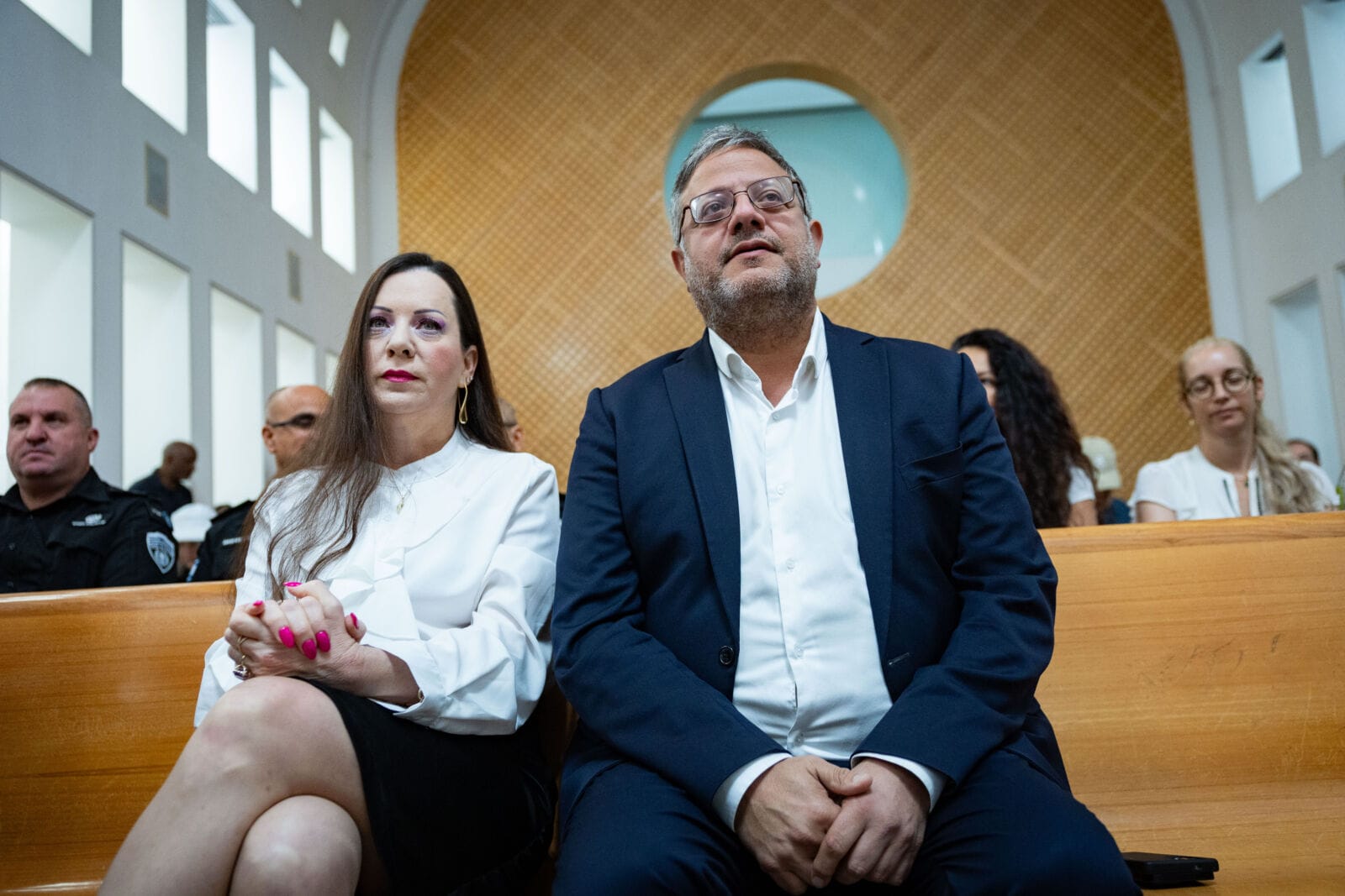 השר לביטחון לאומי איתמר בן גביר וחברת הכנסת טלי גוטליב, 17.7.25 (צילום: יונתן זינדל)