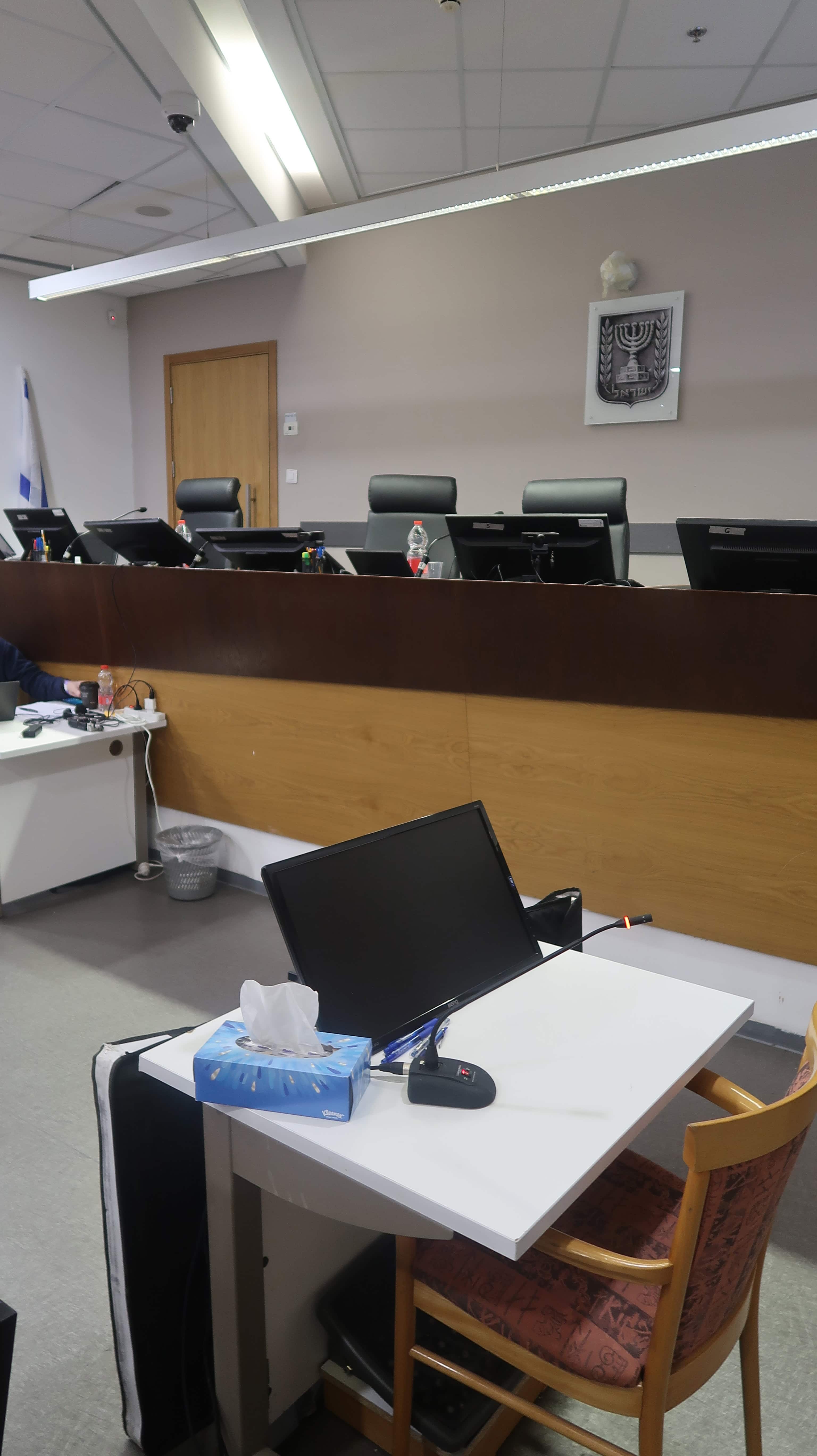 כסאו של ראש הממשלה הנאשם בשוחד בנימין נתניהו, 6.1.2026 (צילום: אורן פרסיקו)