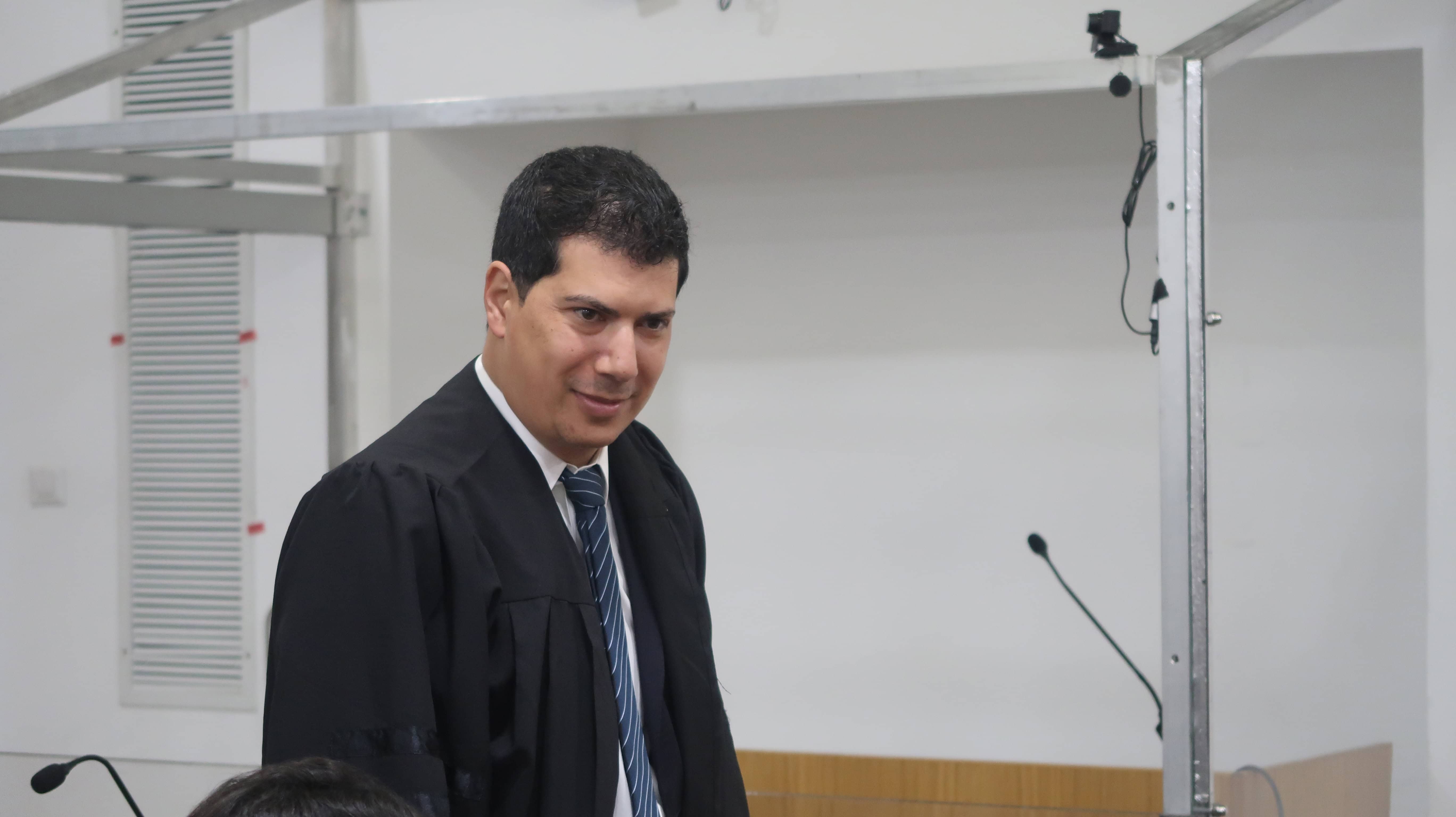 עו"ד עמית חדד, לפני תחילת יום עדותו ה-78 של ראש הממשלה הנאשם בשוחד בנימין נתניהו, 9.2.26 (צילום: אורן פרסיקו) עו"ד עמית חדד, לפני תחילת יום עדותו ה-78 של ראש הממשלה הנאשם בשוחד בנימין נתניהו, 9.2.26 (צילום: אורן פרסיקו)
