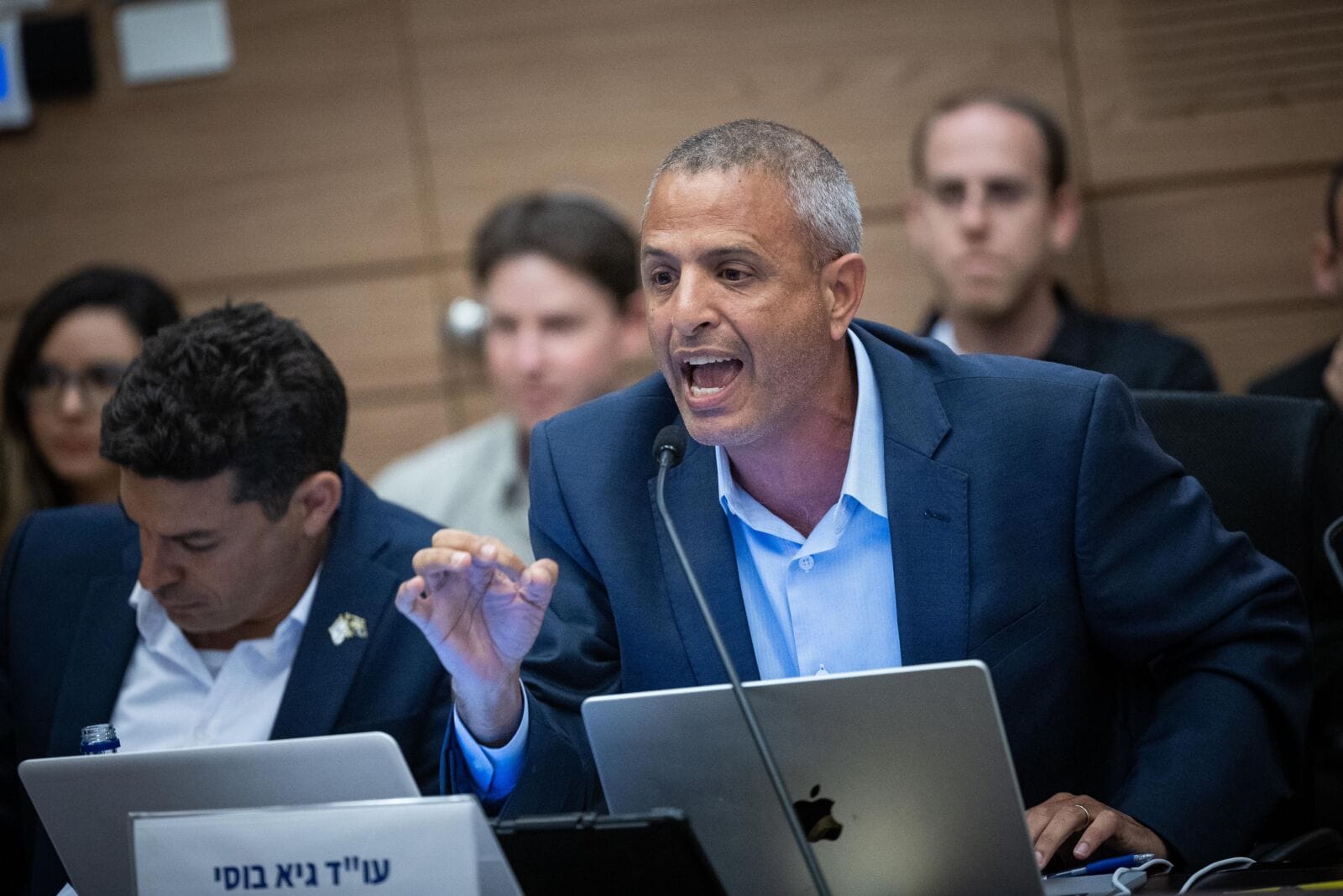 עו"ד גיא בוסי (צילום: יונתן זינדל) עו"ד גיא בוסי (צילום: יונתן זינדל)