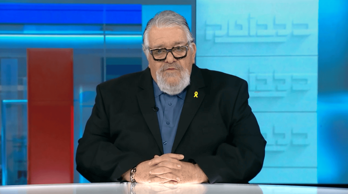 רפי גינת מגיש את התוכנית "כלבוטק 2024", צילום מסך מאתר מאקו של קשת 12 רפי גינת מגיש את התוכנית "כלבוטק 2024", צילום מסך מאתר מאקו של קשת 12