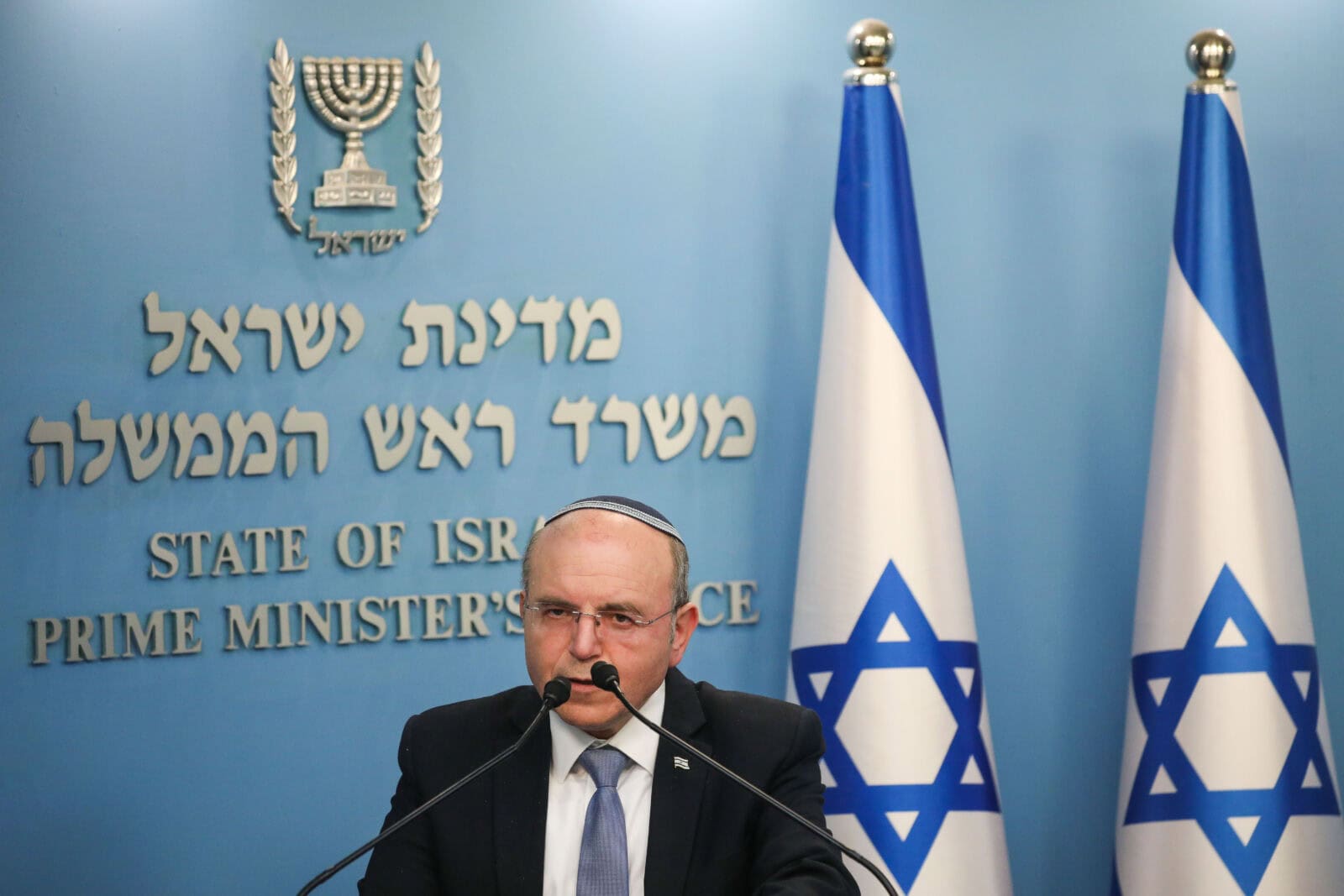 מאיר בן-שבת בזמן שהיה ראש המל"ל (צילום: אוליבייה פיטוסי) מאיר בן-שבת בזמן שהיה ראש המל"ל (צילום: אוליבייה פיטוסי)