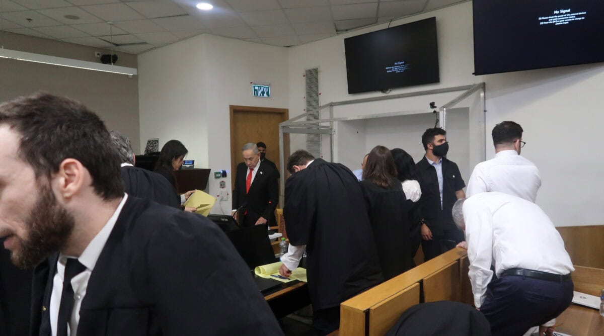 ראש הממשלה הנאשם בשוחד בנימין נתניהו בסיום יום עדותו ה-88, 19.5.2026 (צילום: אורן פרסיקו) ראש הממשלה הנאשם בשוחד בנימין נתניהו בסיום יום עדותו ה-88, 19.5.2026 (צילום: אורן פרסיקו)