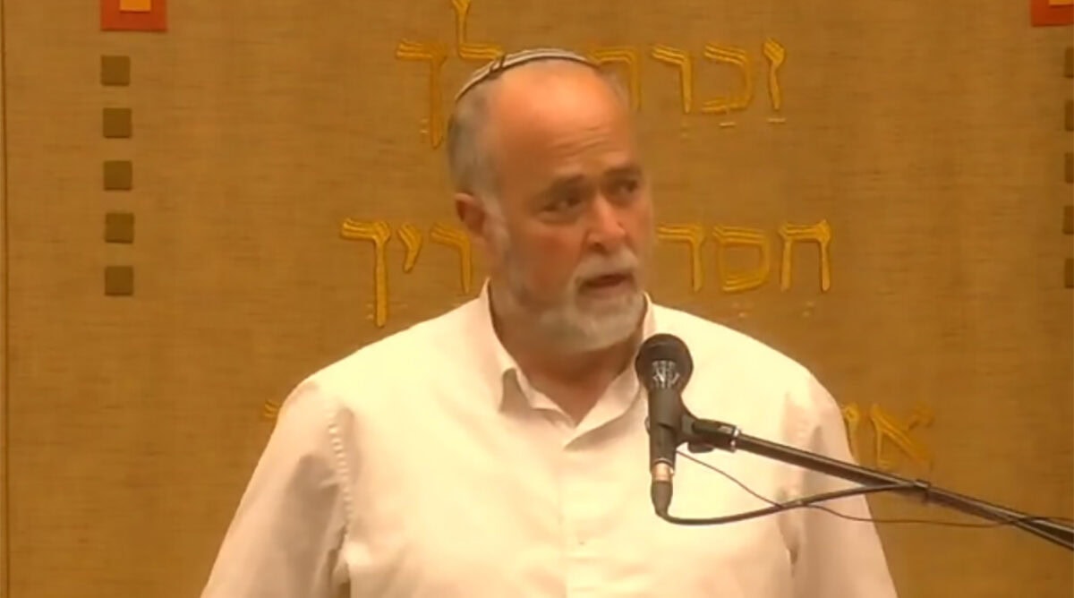 צילום מסך, מתוך שיעור של הרב אסף נאמבורג במכינת עצם, פברואר 2025