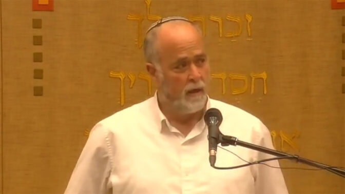 צילום מסך, מתוך שיעור של הרב אסף נאמבורג במכינת עצם, פברואר 2025