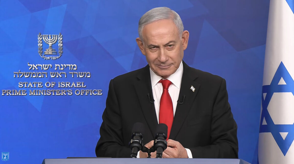 רה"מ הנאשם בנימין נתניהו בפתח מסיבת עיתונאים בוועידת וידיאו, 27.6.26 (צילום מסך)