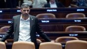 Communications Minister Shlomo Karhi at the Knesset plenary (Photo: Yonatan Sindel)