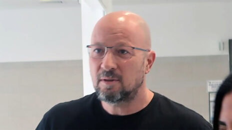 מנכ"ל "וואלה" ו"מעריב" גדעון אוזן, בית הדין לעבודה, 14.6.2026 (צילום: אורן פרסיקו) מנכ"ל "וואלה" ו"מעריב" גדעון אוזן, בית הדין לעבודה, 14.6.2026 (צילום: אורן פרסיקו)