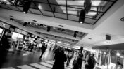 רכבת בציריך (צילום: פייר טורדג'מן)