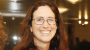 עורכת "וואלה" אילאיל שחר (צילום: יעל צור)