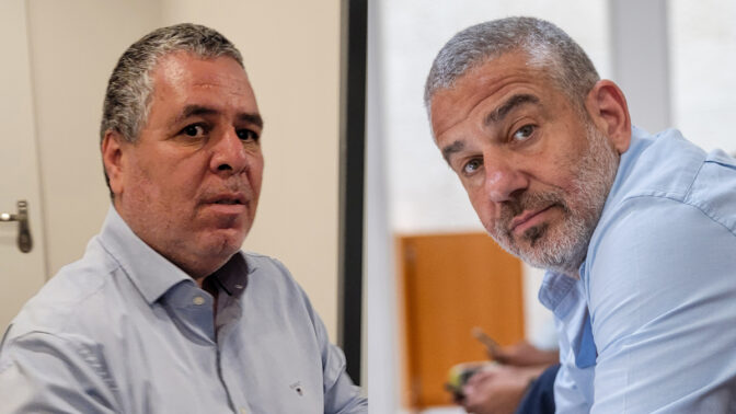 אנשי התקשורת תומכי נתניהו ינון מגל (מימין) ואלי ציפורי (צילומים: איתמר ב"ז וחיים גולדברג) אנשי התקשורת תומכי נתניהו ינון מגל (מימין) ואלי ציפורי (צילומים: איתמר ב"ז וחיים גולדברג)